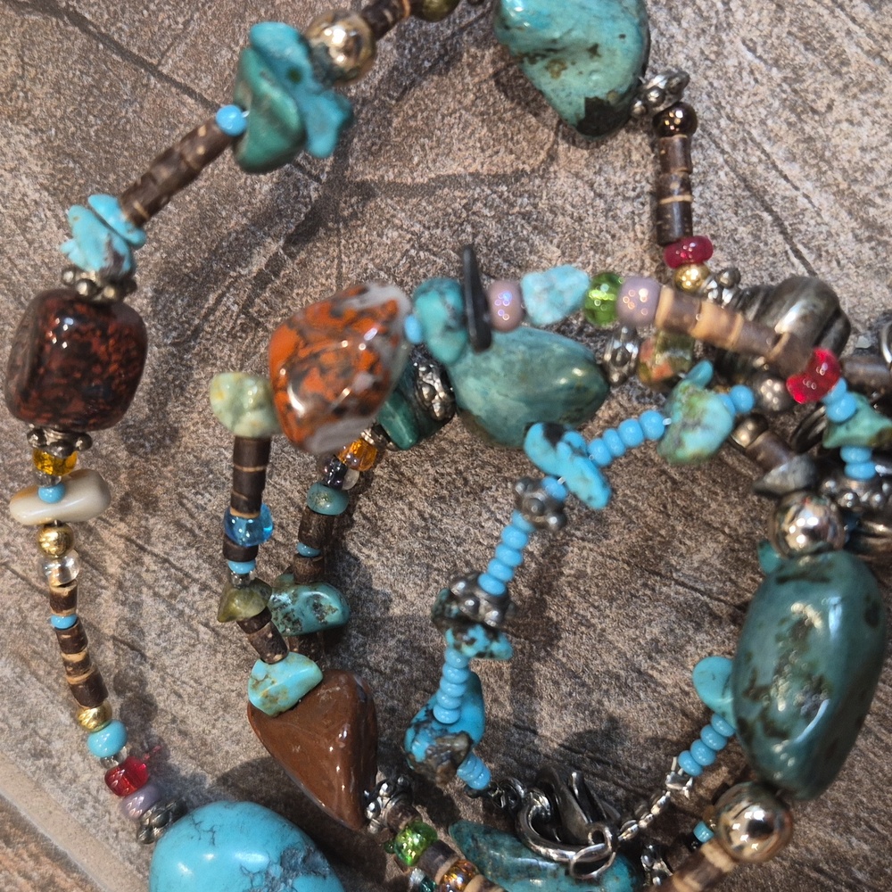 Vintage Handcrafted Southwestern Wire Wrapped Stone Pendant Beaded Necklace - Picture 7 of 14